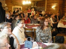 Nimikoitten järjestämän runopuulaakin yleisöä Kuopiossa syksyllä 2010